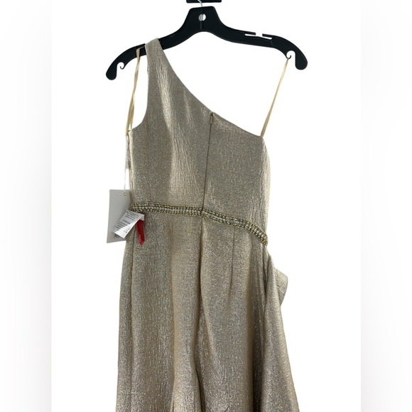 NWT Mac Duggal One Shoulder Metallic Ruffle Evening Gown - Picture 8 of 9
